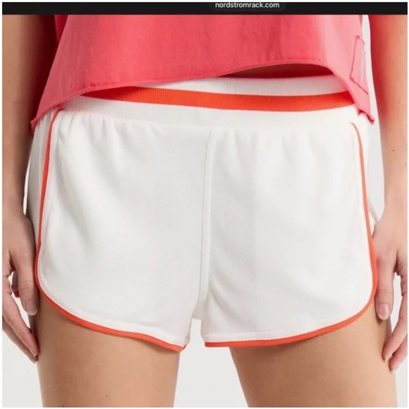 339. FREE PEOPLE Prep In Your Step Shorts in White NWOT $48 - Picture 3 of 10